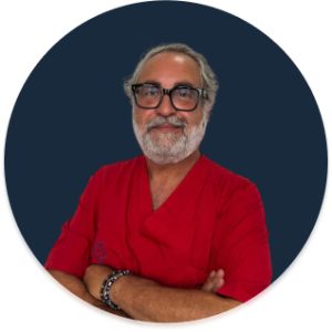 Dott. Filippo Nucera specialista in chirurgia di tessuti molli e chirurgia ortopedica presso DiagnosisVet, Cosenza